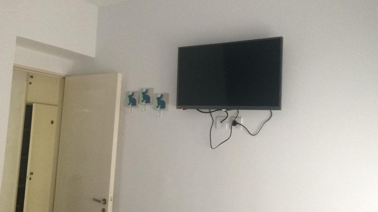 Departamento Cabo Corrientes Con Cochera Cubierta, Solo Alquiler A Familias O Mayores De Veinticinco Anos Apartment *
