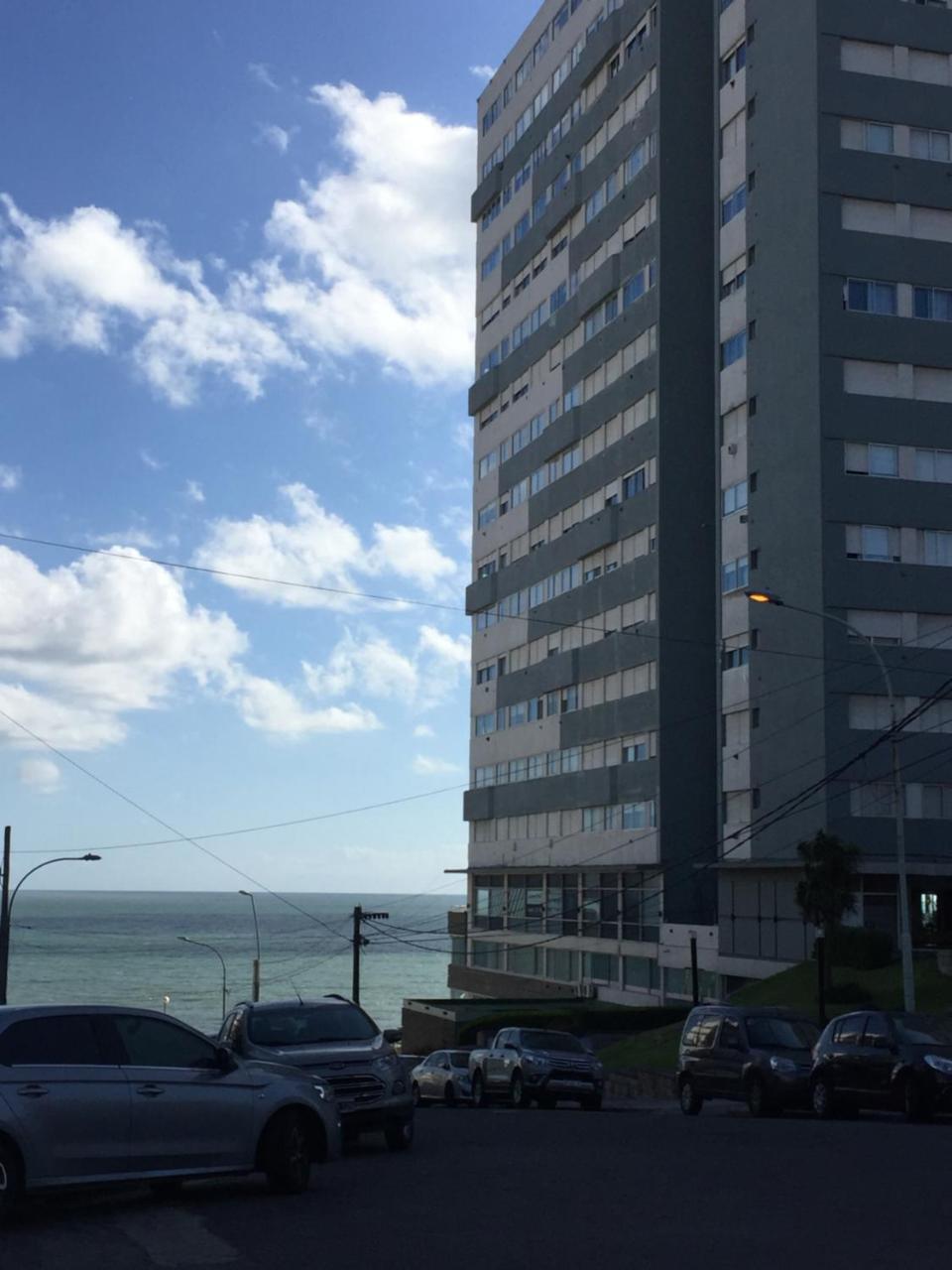 Departamento Cabo Corrientes Con Cochera Cubierta, Solo Alquiler A Familias O Mayores De Veinticinco Anos * Mar del Plata